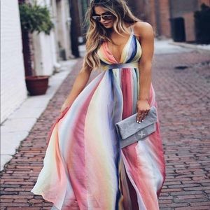 Beautiful sheer flowing Dress size Large